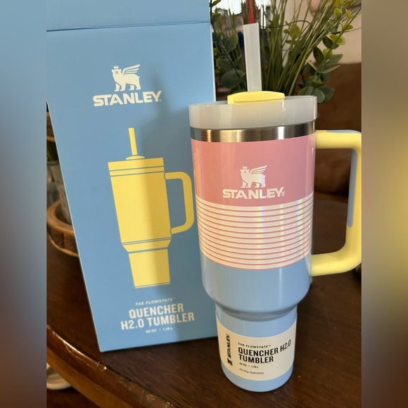 Stanley Quencher H2.0 Tumbler - Pastel Pop - Picture 1 of 3